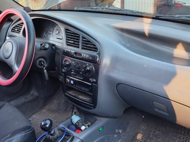 Зеленый Дэу Сенс, объемом двигателя 1.5 л и пробегом 300 тыс. км за 2900 $, фото 4 на Automoto.ua