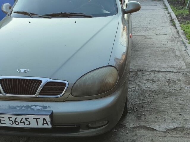 Зеленый Дэу Сенс, объемом двигателя 1.5 л и пробегом 300 тыс. км за 2900 $, фото 1 на Automoto.ua