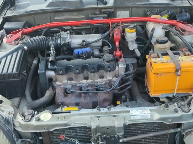 Зеленый Дэу Сенс, объемом двигателя 1.5 л и пробегом 300 тыс. км за 2900 $, фото 7 на Automoto.ua