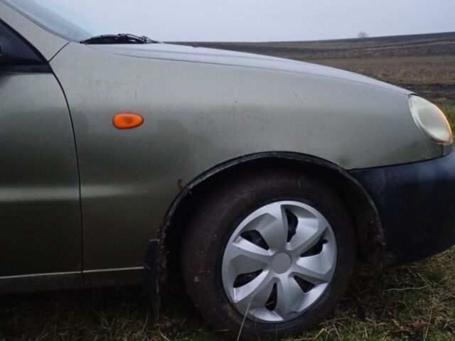 Зелений Деу Сенс, об'ємом двигуна 1.6 л та пробігом 230 тис. км за 1600 $, фото 3 на Automoto.ua