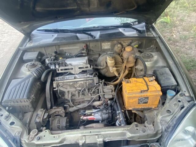 Зеленый Дэу Сенс, объемом двигателя 1.3 л и пробегом 240 тыс. км за 1800 $, фото 5 на Automoto.ua