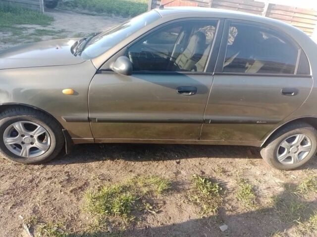 Зеленый Дэу Сенс, объемом двигателя 1.5 л и пробегом 230 тыс. км за 2000 $, фото 3 на Automoto.ua