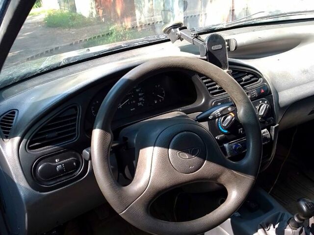 Зелений Деу Сенс, об'ємом двигуна 1.3 л та пробігом 250 тис. км за 1500 $, фото 2 на Automoto.ua