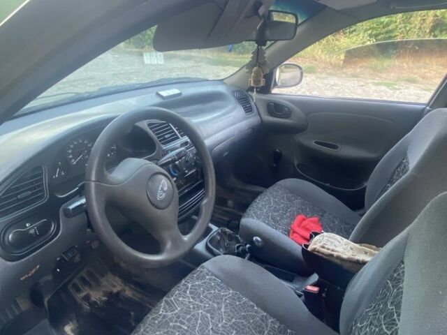 Зеленый Дэу Сенс, объемом двигателя 1.3 л и пробегом 240 тыс. км за 1800 $, фото 2 на Automoto.ua