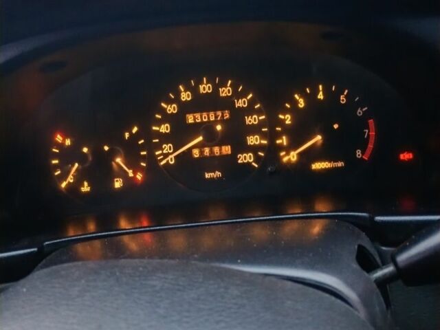 Зелений Деу Сенс, об'ємом двигуна 1.6 л та пробігом 230 тис. км за 1600 $, фото 16 на Automoto.ua