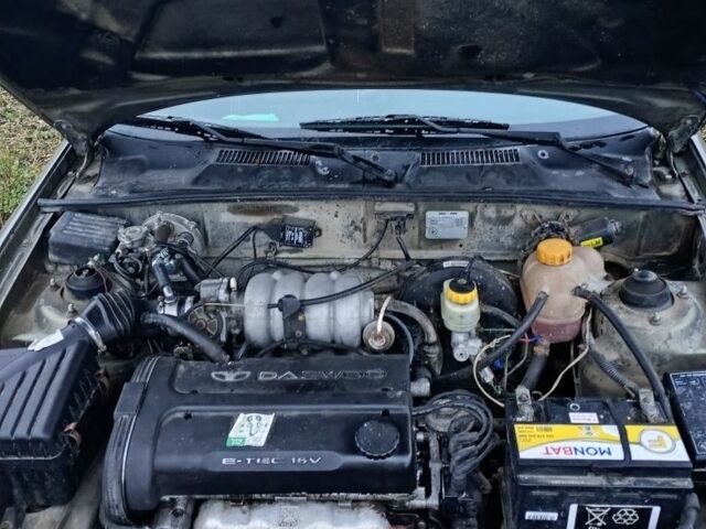 Зелений Деу Сенс, об'ємом двигуна 1.6 л та пробігом 230 тис. км за 1600 $, фото 10 на Automoto.ua