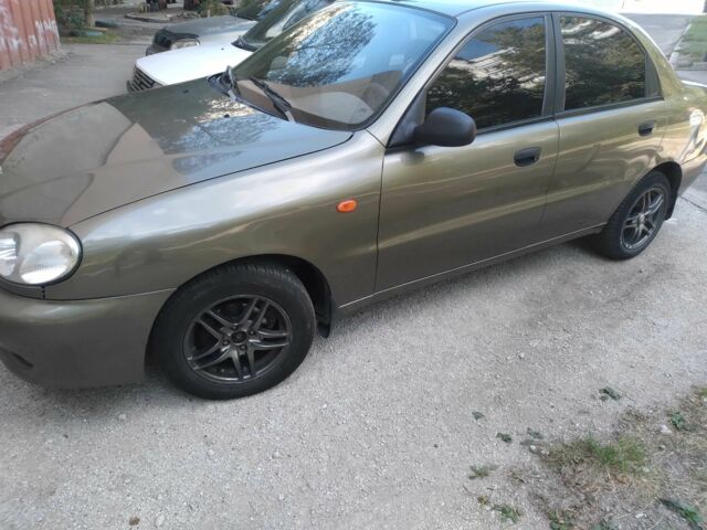 Зеленый Дэу Сенс, объемом двигателя 1.3 л и пробегом 109 тыс. км за 1800 $, фото 4 на Automoto.ua