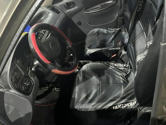 Зеленый Дэу Сенс, объемом двигателя 1.3 л и пробегом 220 тыс. км за 950 $, фото 2 на Automoto.ua