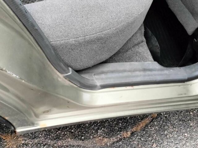 Зелений Деу Сенс, об'ємом двигуна 1.4 л та пробігом 140 тис. км за 1800 $, фото 7 на Automoto.ua