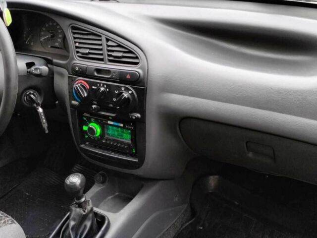 Зелений Деу Сенс, об'ємом двигуна 1.4 л та пробігом 140 тис. км за 1800 $, фото 4 на Automoto.ua