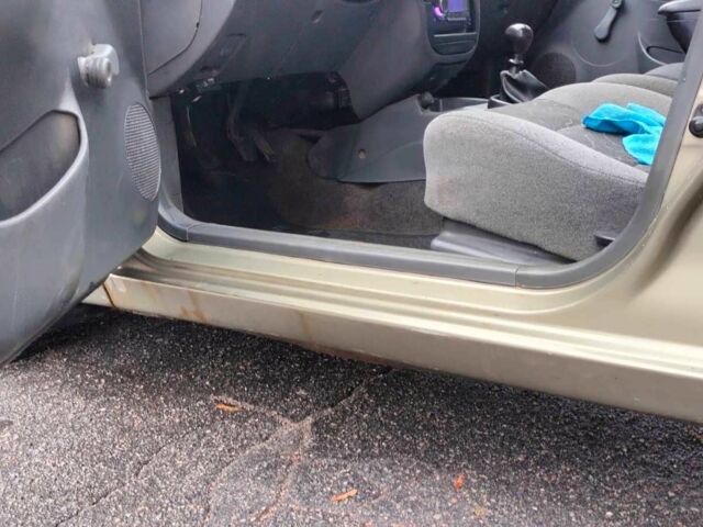 Зелений Деу Сенс, об'ємом двигуна 1.4 л та пробігом 140 тис. км за 1800 $, фото 2 на Automoto.ua