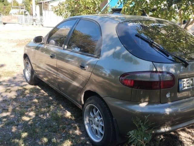 Зеленый Дэу Сенс, объемом двигателя 1.5 л и пробегом 283 тыс. км за 2700 $, фото 5 на Automoto.ua