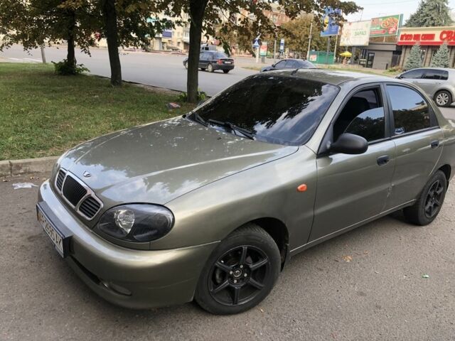 Зеленый Дэу Сенс, объемом двигателя 1.3 л и пробегом 195 тыс. км за 2000 $, фото 1 на Automoto.ua