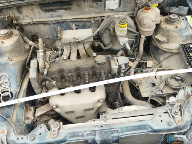 Зеленый Дэу Сенс, объемом двигателя 1.5 л и пробегом 230 тыс. км за 475 $, фото 5 на Automoto.ua