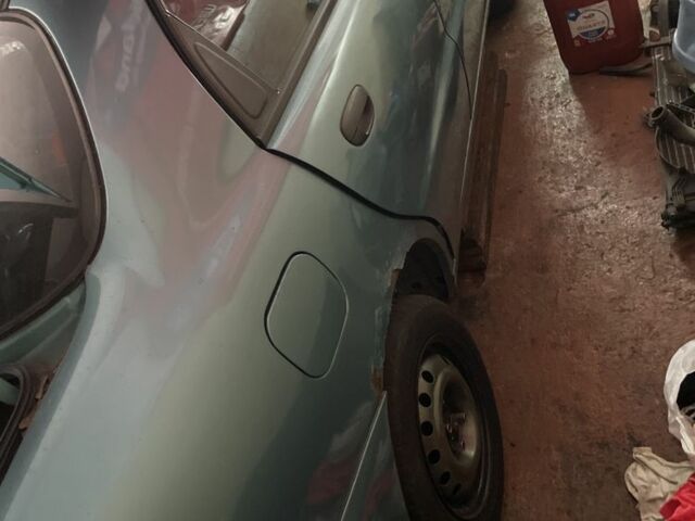 Зеленый Дэу Сенс, объемом двигателя 1.5 л и пробегом 1000 тыс. км за 829 $, фото 6 на Automoto.ua