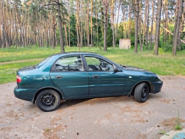 Зеленый Дэу Сенс, объемом двигателя 1.5 л и пробегом 290 тыс. км за 2250 $, фото 4 на Automoto.ua
