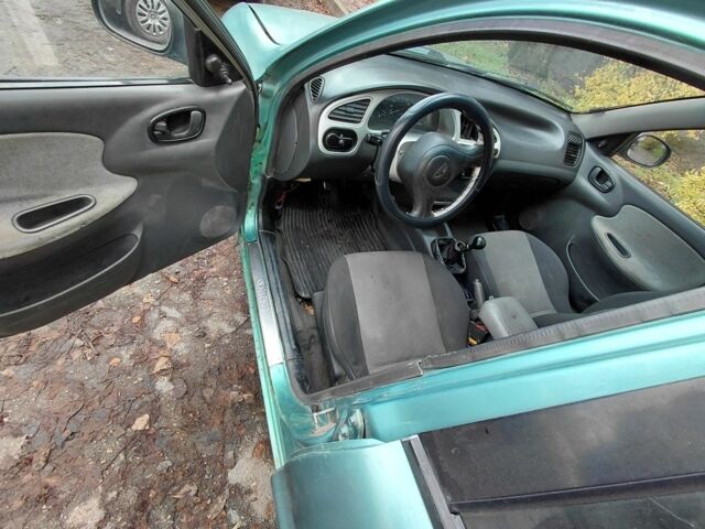 Зеленый Дэу Сенс, объемом двигателя 1.5 л и пробегом 325 тыс. км за 1300 $, фото 4 на Automoto.ua