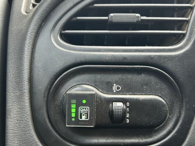 Зелений Деу Сенс, об'ємом двигуна 1.5 л та пробігом 250 тис. км за 1450 $, фото 20 на Automoto.ua