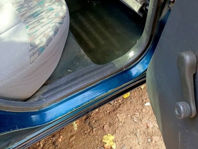 Зеленый Дэу Сенс, объемом двигателя 1.5 л и пробегом 120 тыс. км за 1550 $, фото 3 на Automoto.ua