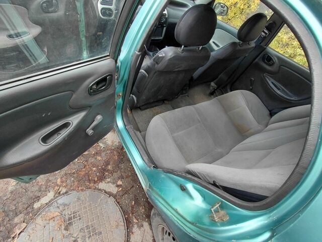 Зеленый Дэу Сенс, объемом двигателя 1.5 л и пробегом 325 тыс. км за 1300 $, фото 5 на Automoto.ua