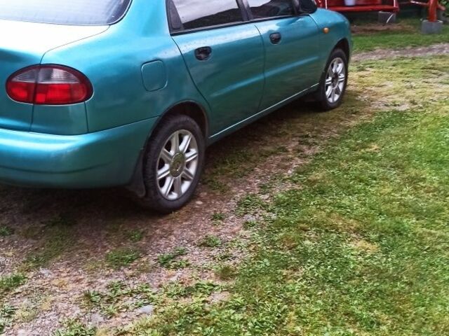 Дэу Сенс 1998 в Ужгороде на Automoto.ua Зеленый Дэу Сенс, объемом двигателя 1.5 л и пробегом 328 тыс. км за 1550 $, фото 1 на Automoto.ua