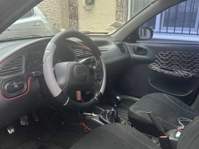 Зеленый Дэу Сенс, объемом двигателя 1.5 л и пробегом 416 тыс. км за 1500 $, фото 5 на Automoto.ua