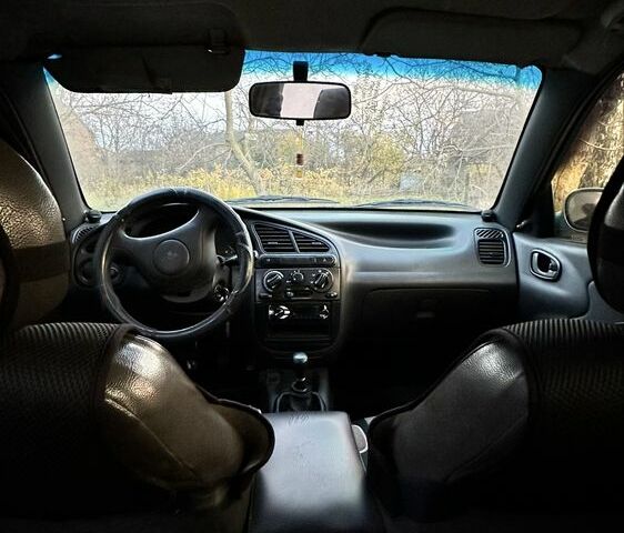 Зеленый Дэу Сенс, объемом двигателя 1.5 л и пробегом 250 тыс. км за 1500 $, фото 5 на Automoto.ua