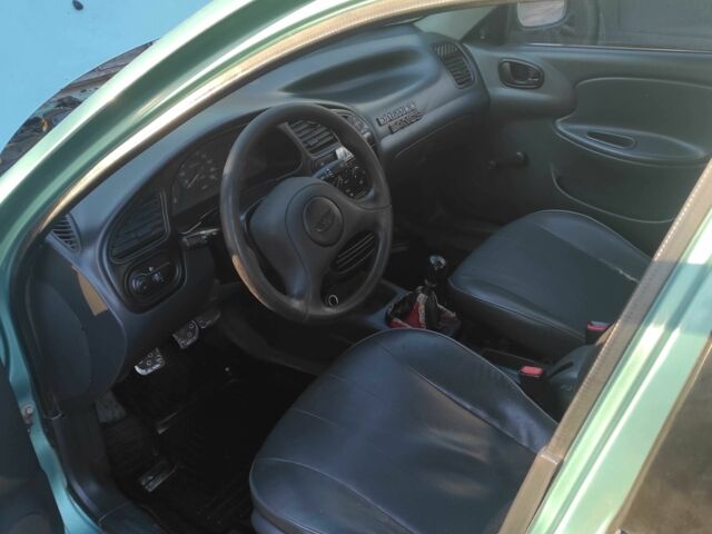 Зеленый Дэу Сенс, объемом двигателя 1.5 л и пробегом 290 тыс. км за 2000 $, фото 5 на Automoto.ua