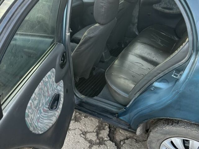 Зелений Деу Сенс, об'ємом двигуна 1.5 л та пробігом 213 тис. км за 1111 $, фото 5 на Automoto.ua