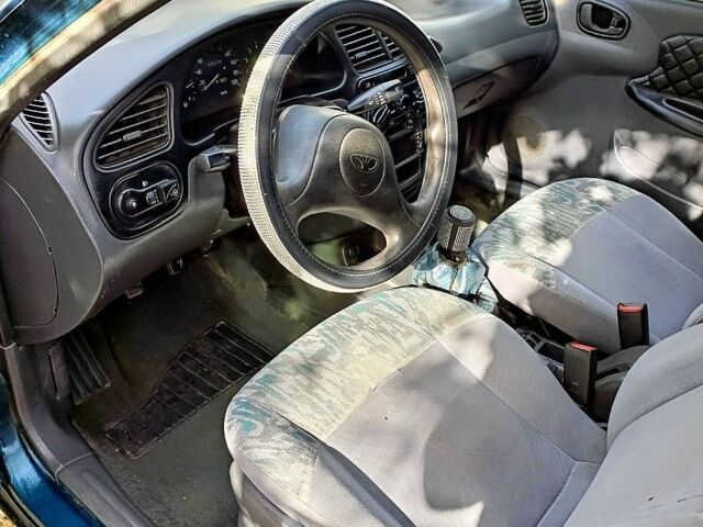 Зеленый Дэу Сенс, объемом двигателя 1.5 л и пробегом 120 тыс. км за 1550 $, фото 5 на Automoto.ua