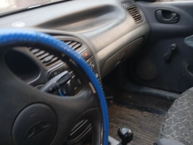 Зеленый Дэу Сенс, объемом двигателя 1.5 л и пробегом 3 тыс. км за 1095 $, фото 2 на Automoto.ua