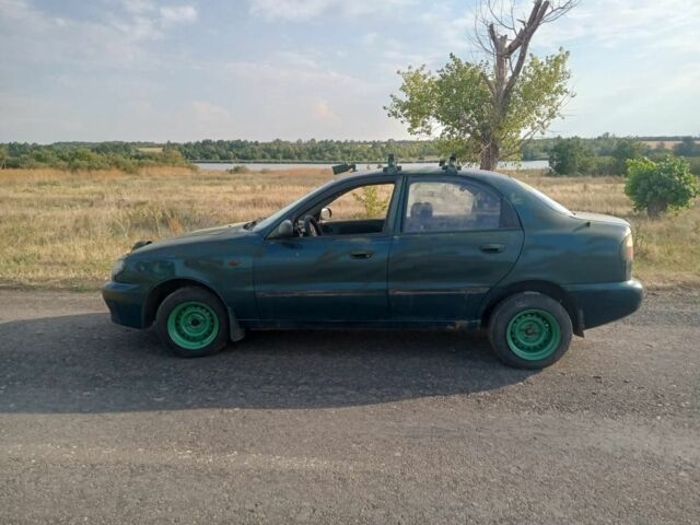 Зеленый Дэу Сенс, объемом двигателя 1.5 л и пробегом 1000 тыс. км за 946 $, фото 2 на Automoto.ua