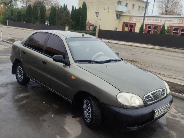 Деу Сенс 2002 у Вінниці на Automoto.ua Зелений Деу Сенс, об'ємом двигуна 0 л та пробігом 270 тис. км за 1650 $, фото 1 на Automoto.ua