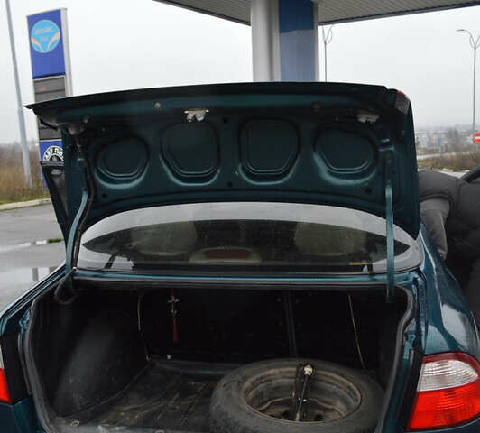 Зеленый Дэу Сенс, объемом двигателя 1.3 л и пробегом 230 тыс. км за 1850 $, фото 7 на Automoto.ua