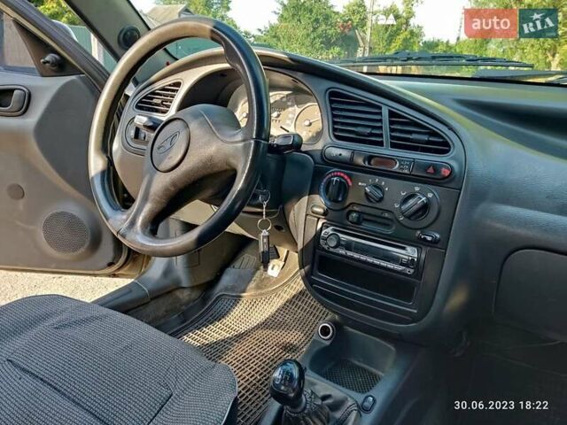 Зеленый Дэу Сенс, объемом двигателя 1.3 л и пробегом 270 тыс. км за 1900 $, фото 6 на Automoto.ua