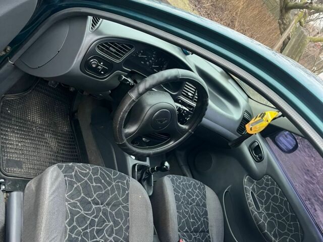 Зеленый Дэу Сенс, объемом двигателя 1.5 л и пробегом 300 тыс. км за 2500 $, фото 5 на Automoto.ua