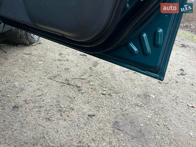 Зеленый Дэу Сенс, объемом двигателя 1.5 л и пробегом 300 тыс. км за 2500 $, фото 6 на Automoto.ua