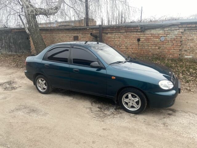 Зеленый Дэу Сенс, объемом двигателя 1.3 л и пробегом 210 тыс. км за 2000 $, фото 1 на Automoto.ua