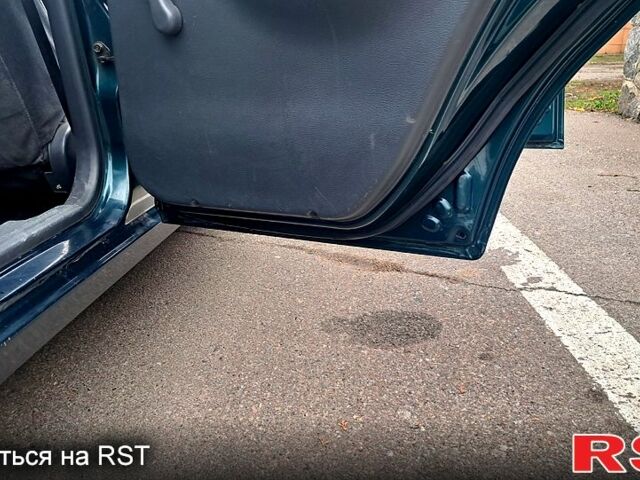 Зелений Деу Сенс, об'ємом двигуна 1.3 л та пробігом 215 тис. км за 2500 $, фото 3 на Automoto.ua