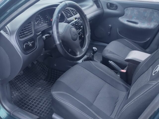 Зелений Деу Сенс, об'ємом двигуна 1.3 л та пробігом 300 тис. км за 1800 $, фото 6 на Automoto.ua