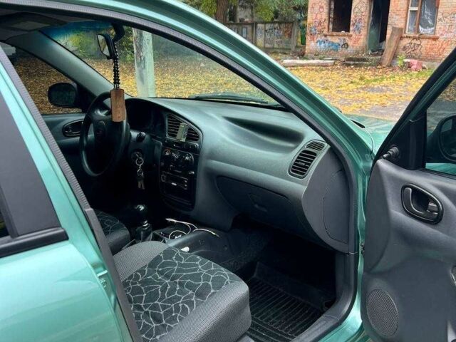 Зелений Деу Сенс, об'ємом двигуна 1.5 л та пробігом 196 тис. км за 3600 $, фото 4 на Automoto.ua