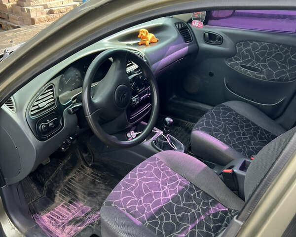 Зеленый Дэу Сенс, объемом двигателя 1.3 л и пробегом 360 тыс. км за 2000 $, фото 5 на Automoto.ua