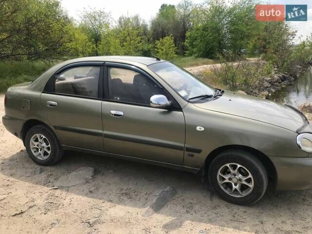Зеленый Дэу Сенс, объемом двигателя 1.3 л и пробегом 140 тыс. км за 2800 $, фото 2 на Automoto.ua