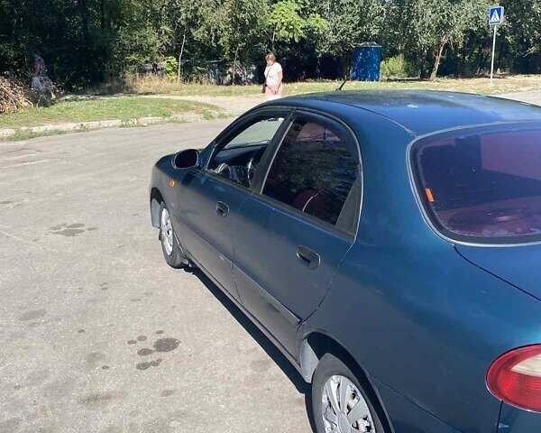 Зеленый Дэу Сенс, объемом двигателя 1.3 л и пробегом 300 тыс. км за 1600 $, фото 1 на Automoto.ua