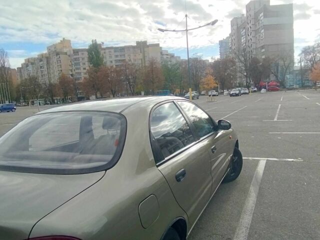 Деу Сенс 2003 у Києві на Automoto.ua Зелений Деу Сенс, об'ємом двигуна 1.5 л та пробігом 276 тис. км за 1500 $, фото 2 на Automoto.ua