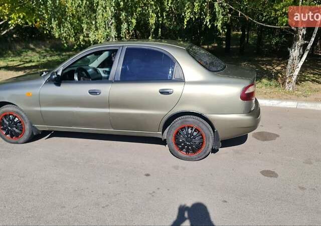 Зеленый Дэу Сенс, объемом двигателя 1.3 л и пробегом 366 тыс. км за 1600 $, фото 4 на Automoto.ua