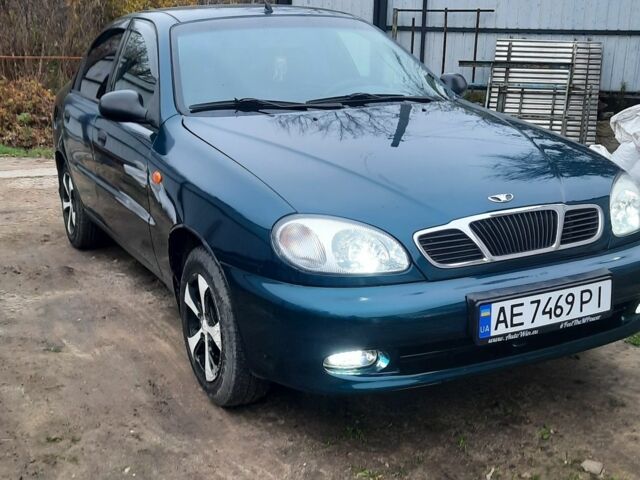 Зеленый Дэу Сенс, объемом двигателя 1.5 л и пробегом 215 тыс. км за 2700 $, фото 1 на Automoto.ua