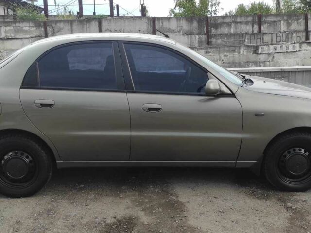 Дэу Сенс 2003 в Днепре (Днепропетровске) на Automoto.ua Зеленый Дэу Сенс, объемом двигателя 1.5 л и пробегом 128 тыс. км за 3650 $, фото 3 на Automoto.ua