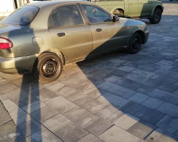 Зеленый Дэу Сенс, объемом двигателя 1.3 л и пробегом 375 тыс. км за 1500 $, фото 2 на Automoto.ua