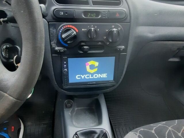 Зеленый Дэу Сенс, объемом двигателя 1.5 л и пробегом 215 тыс. км за 2700 $, фото 7 на Automoto.ua